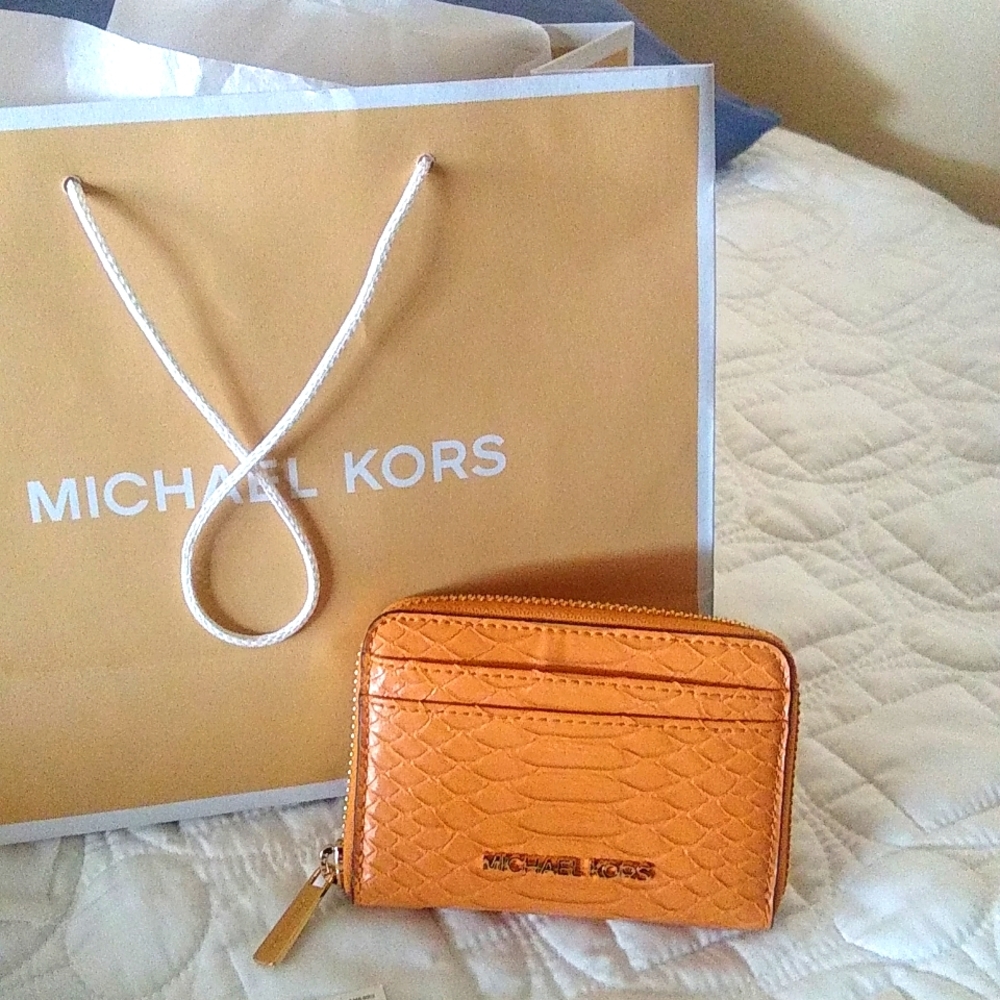 NWT Michael Kors wallet